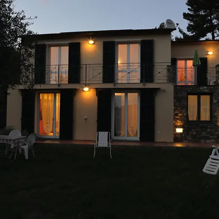 Prázdninový dům Mirage - Costadoro